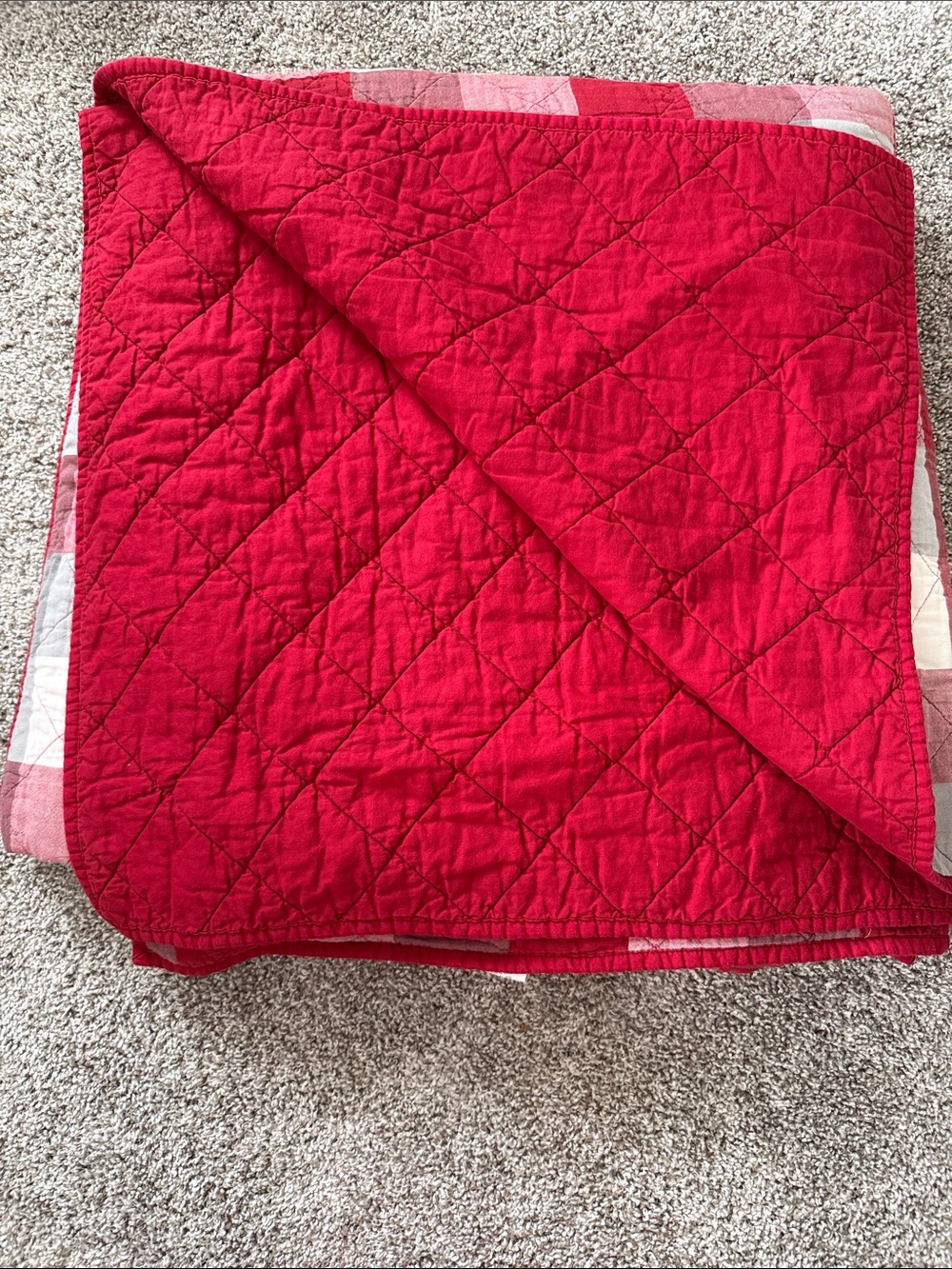 Red and Gray Buffalo Check Quilted Queen Size Blanket - Picture 2 of 3